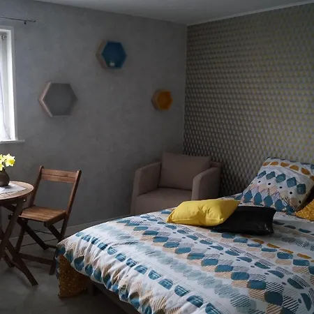 A La Maison Du Bonheur B&B