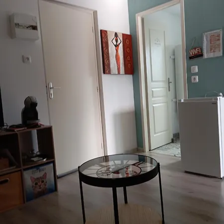 à La Maison Du Bonheur 3*